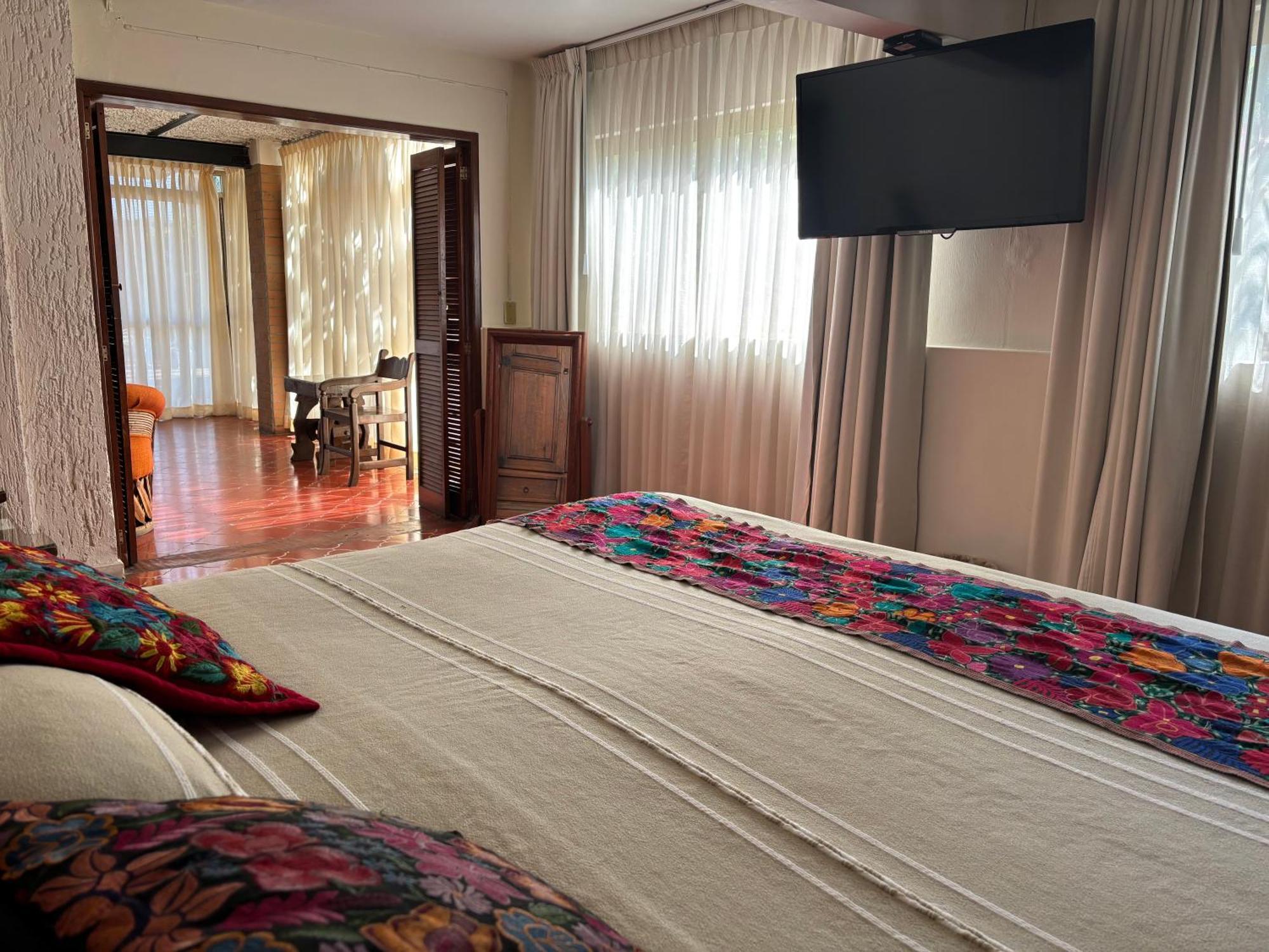 Quinta Don Jose Boutique Hotel Tlaquepaque Room photo