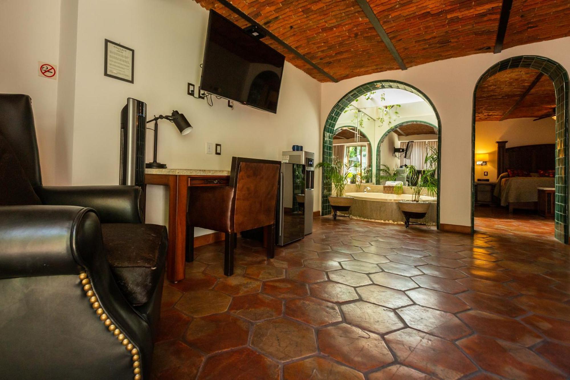 Quinta Don Jose Boutique Hotel Tlaquepaque Exterior photo